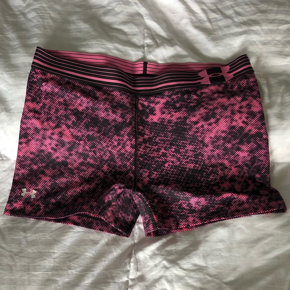 Women’s Under Armour compression shorts